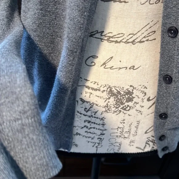 Ann Taylor loft gray cardigan - Picture 4 of 8